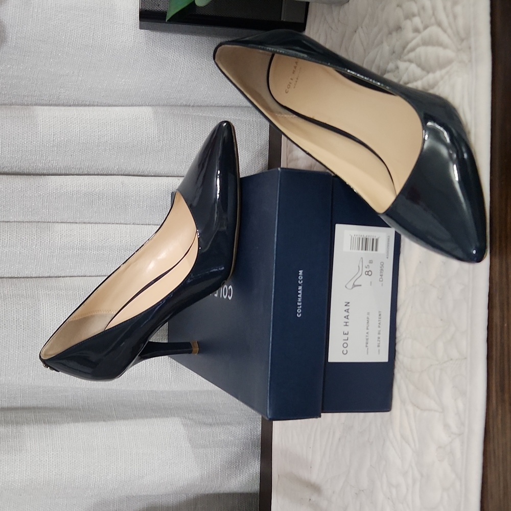 Like New Cole Haan Pumps